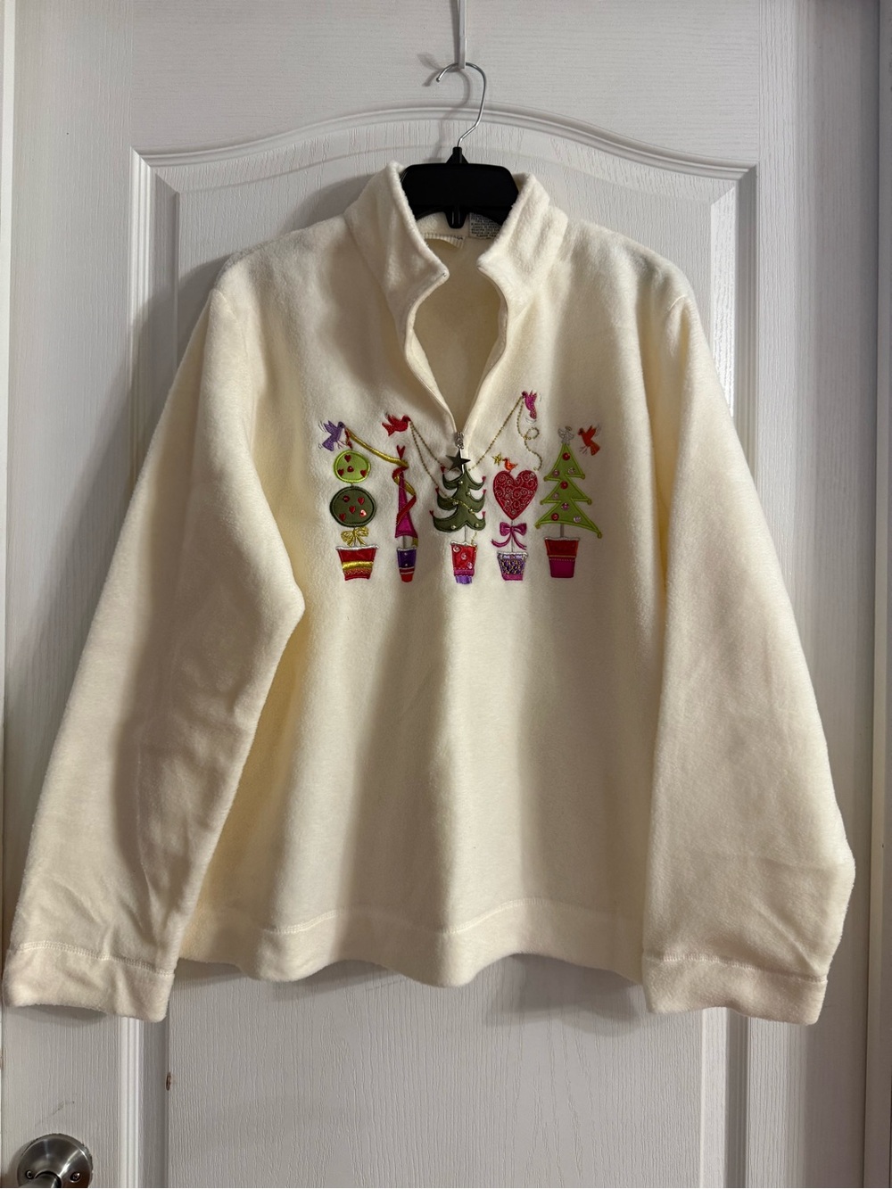 White Stag Women’s Cream Christmas Quarter Zip Pullover Sz XL. AG-253